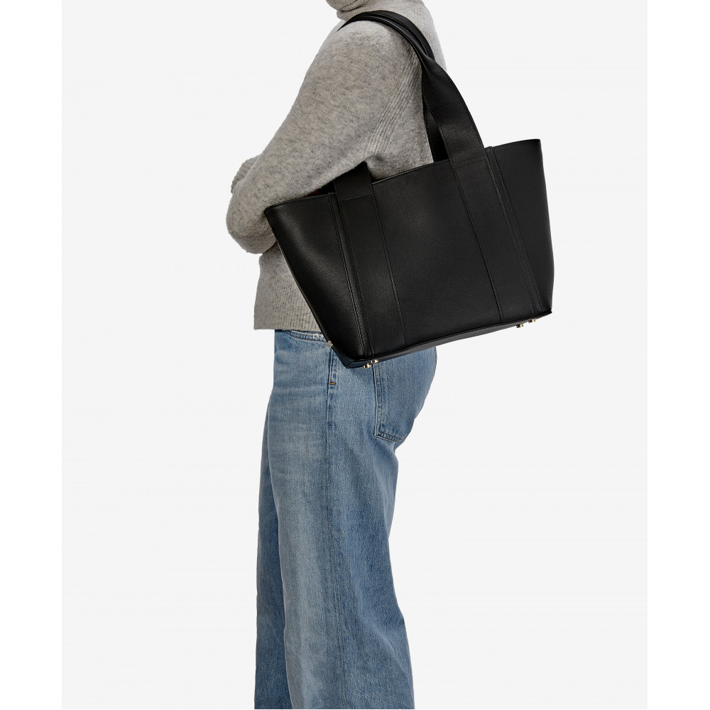 Esmeralda Tote