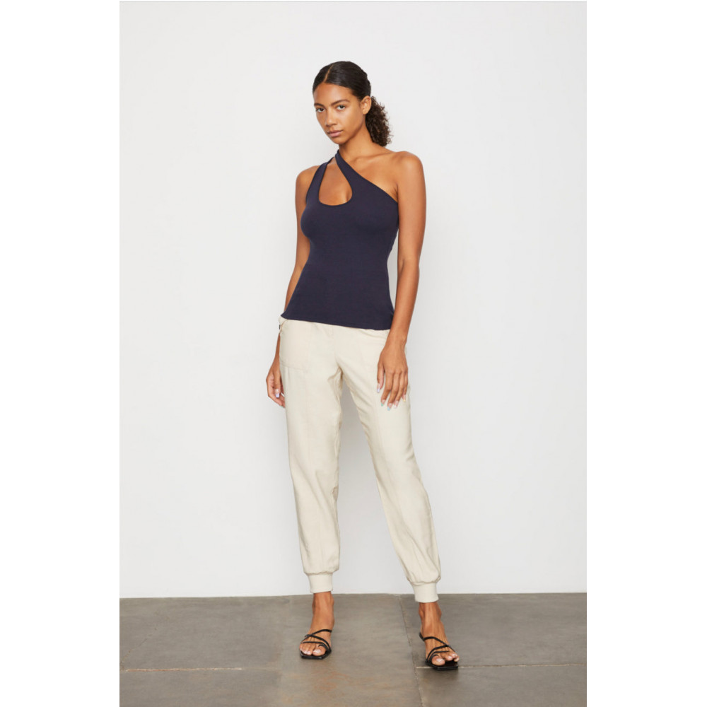 Power Mood Asymmetric Tank