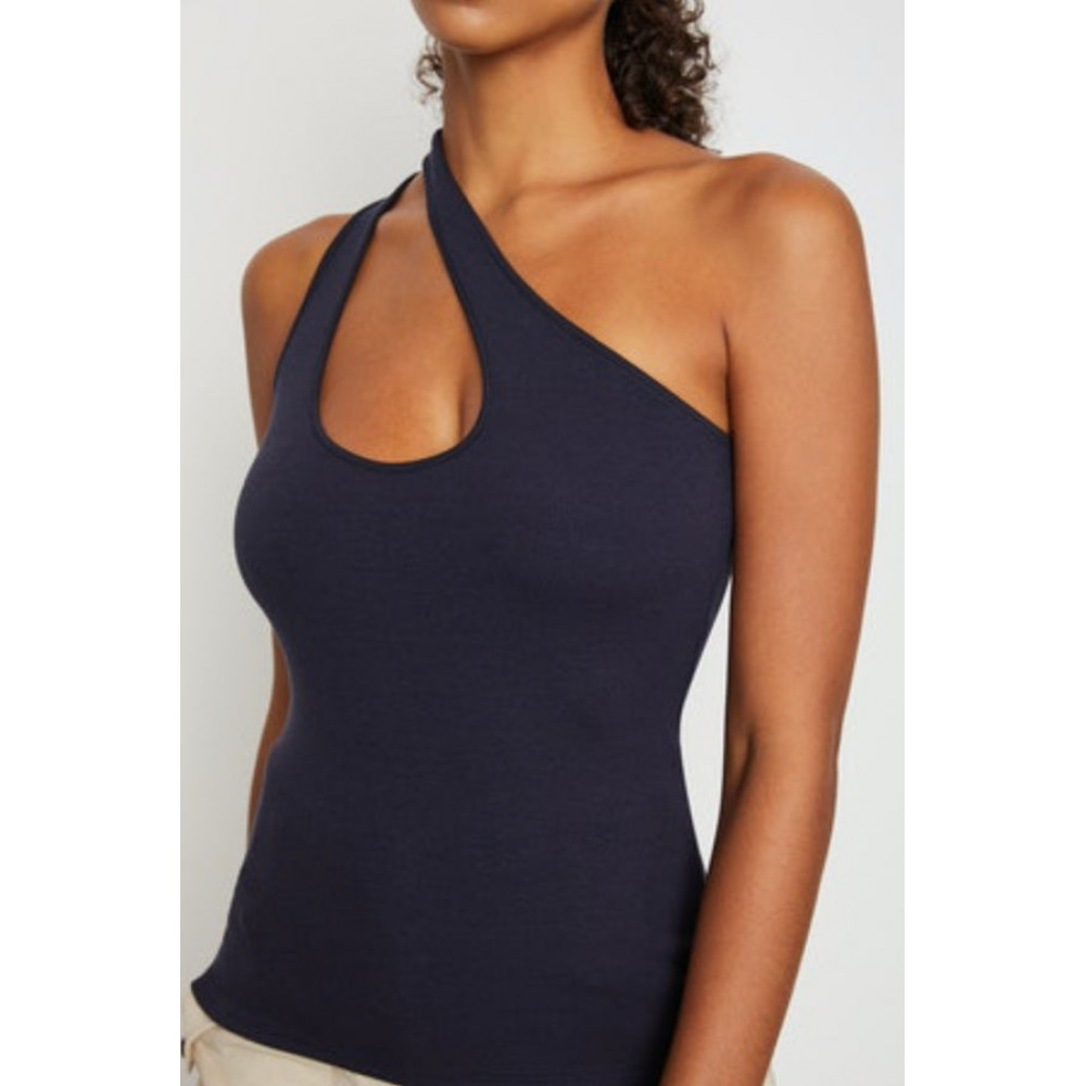 Power Mood Asymmetric Tank