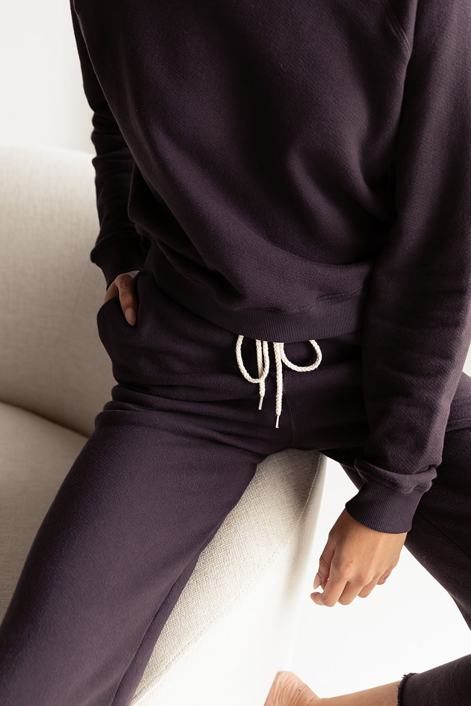 Misterio Leg Crop Sweatpant