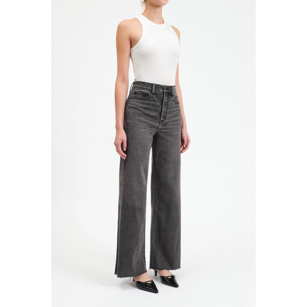 Axis Out Wide Leg in Milky Way