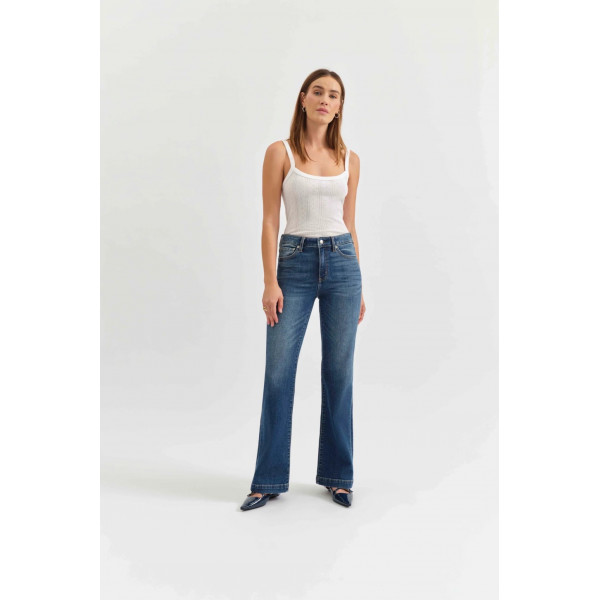 Symmetry Flare Jean