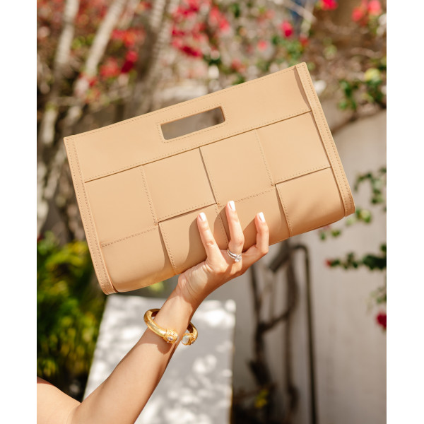 Cove Destino Clutch