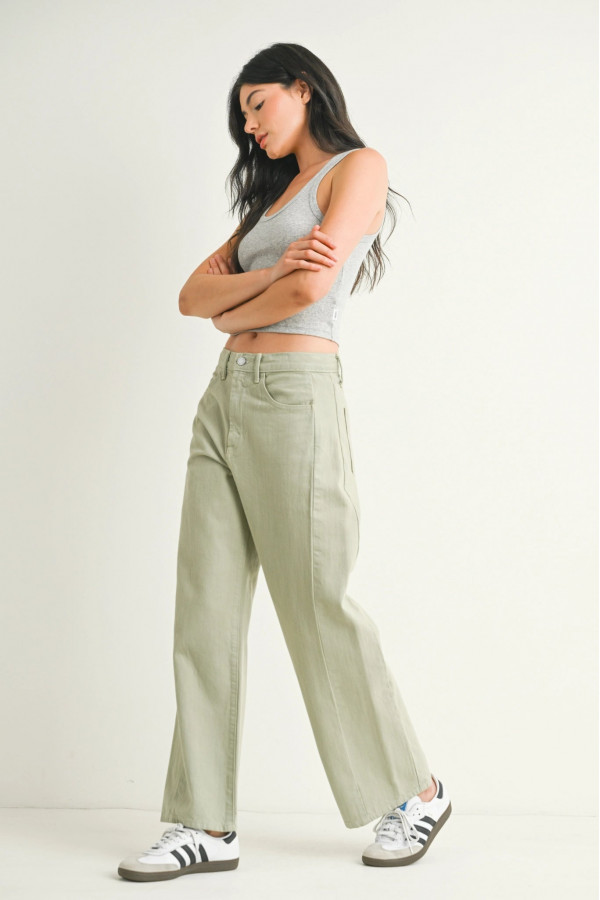 Veiled Symmetry Twist Jean