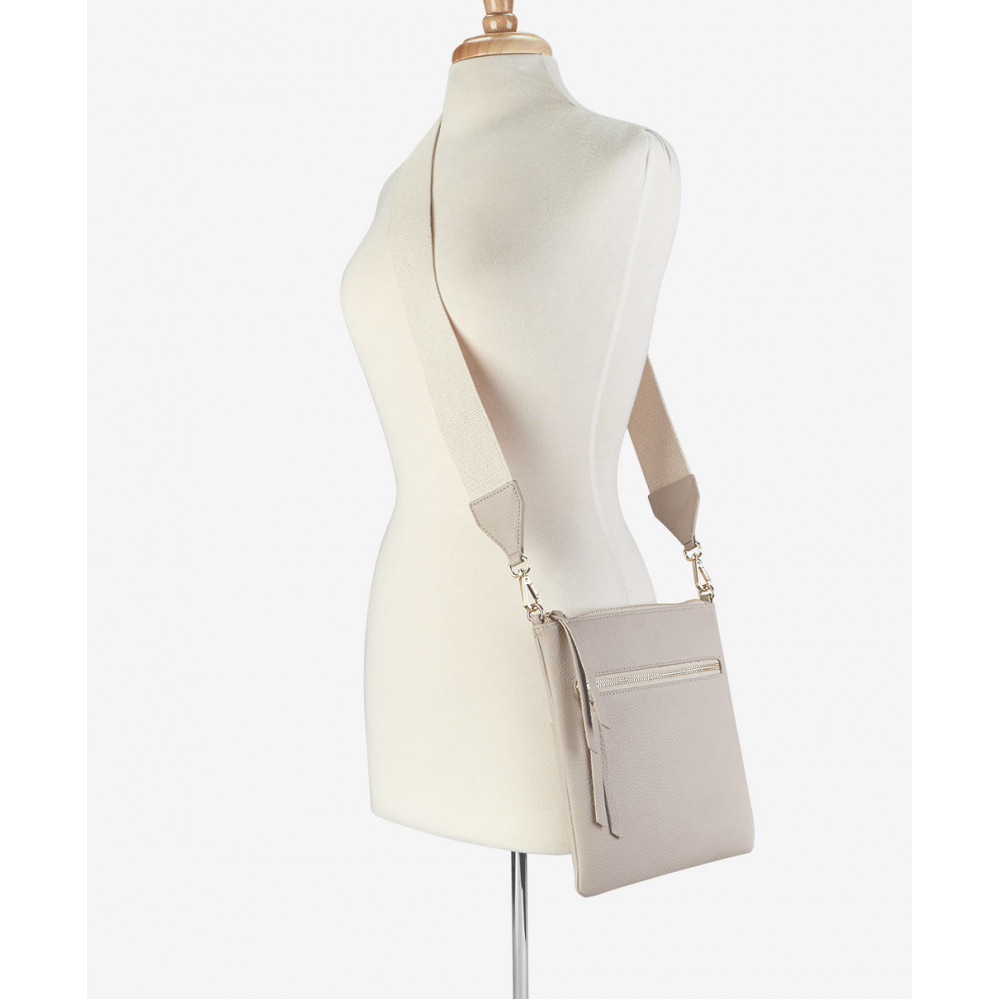 Lucente Messenger Bag