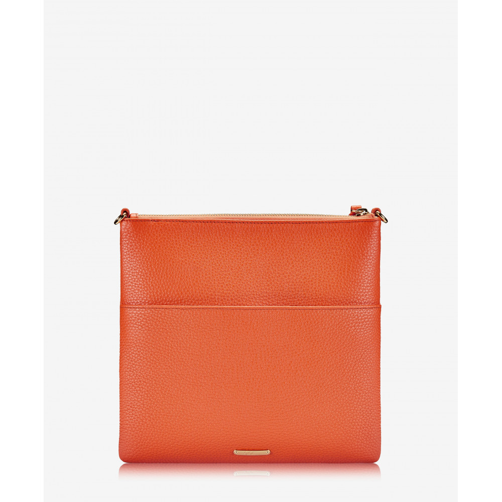 Lucente Messenger Bag