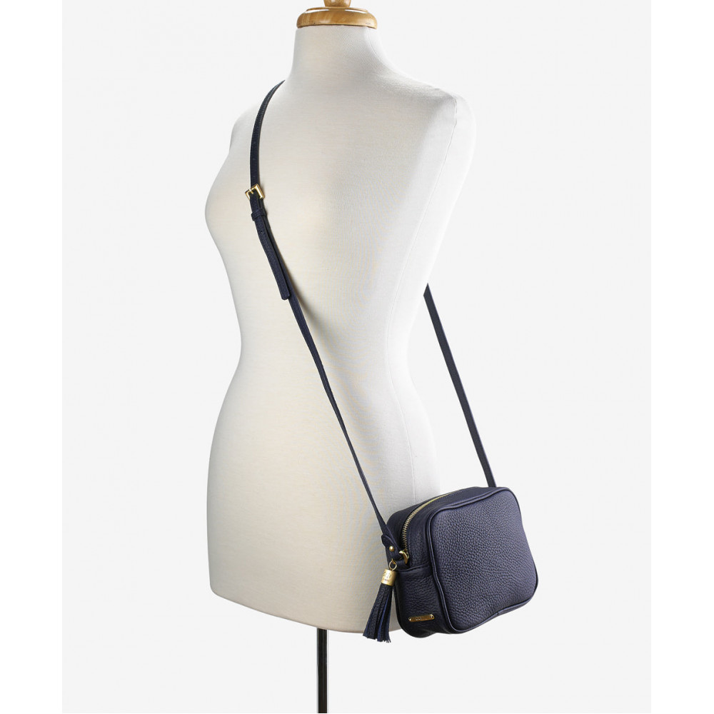 Ivy Mode Crossbody