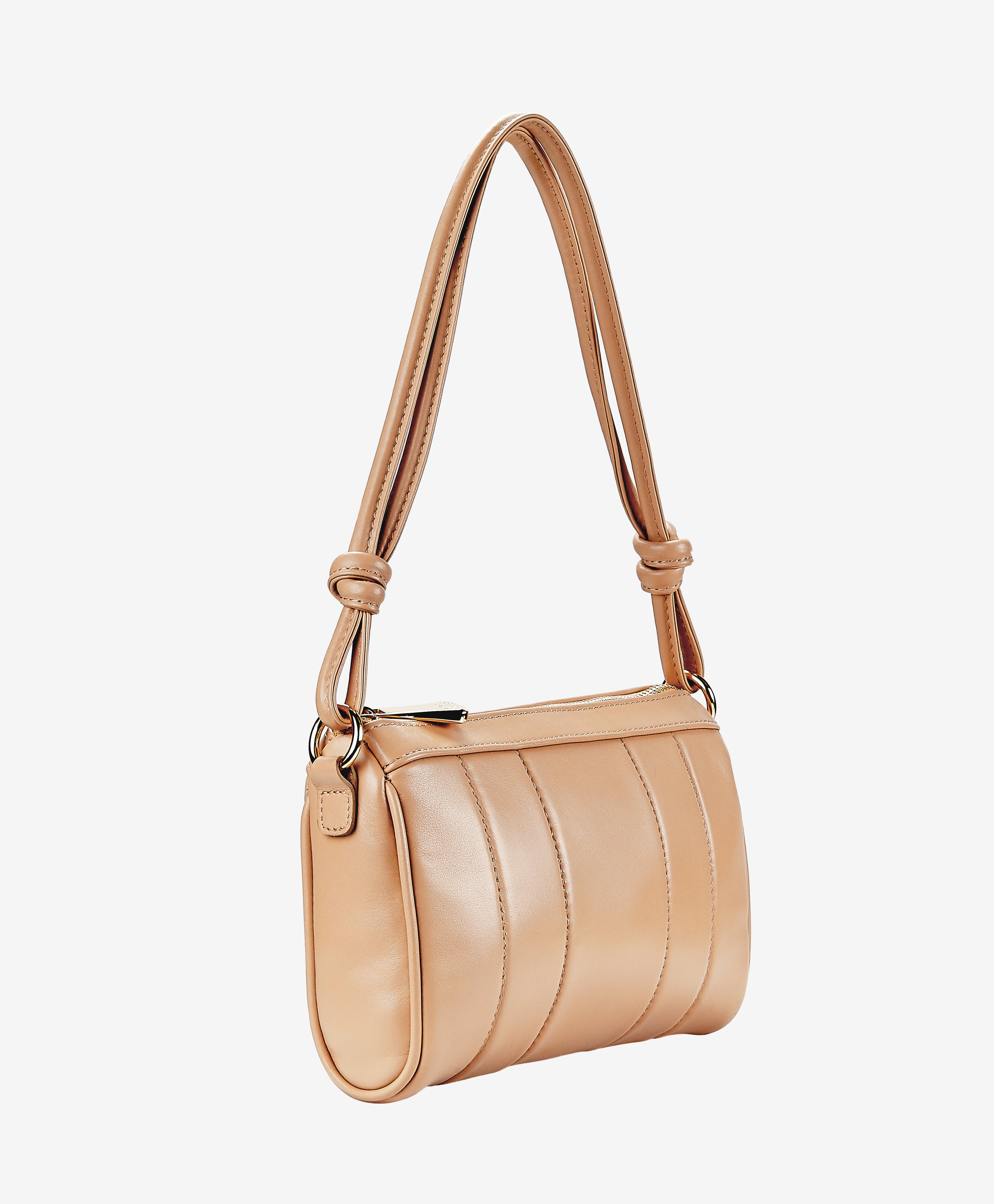 Majestad Brise Shoulder Bag