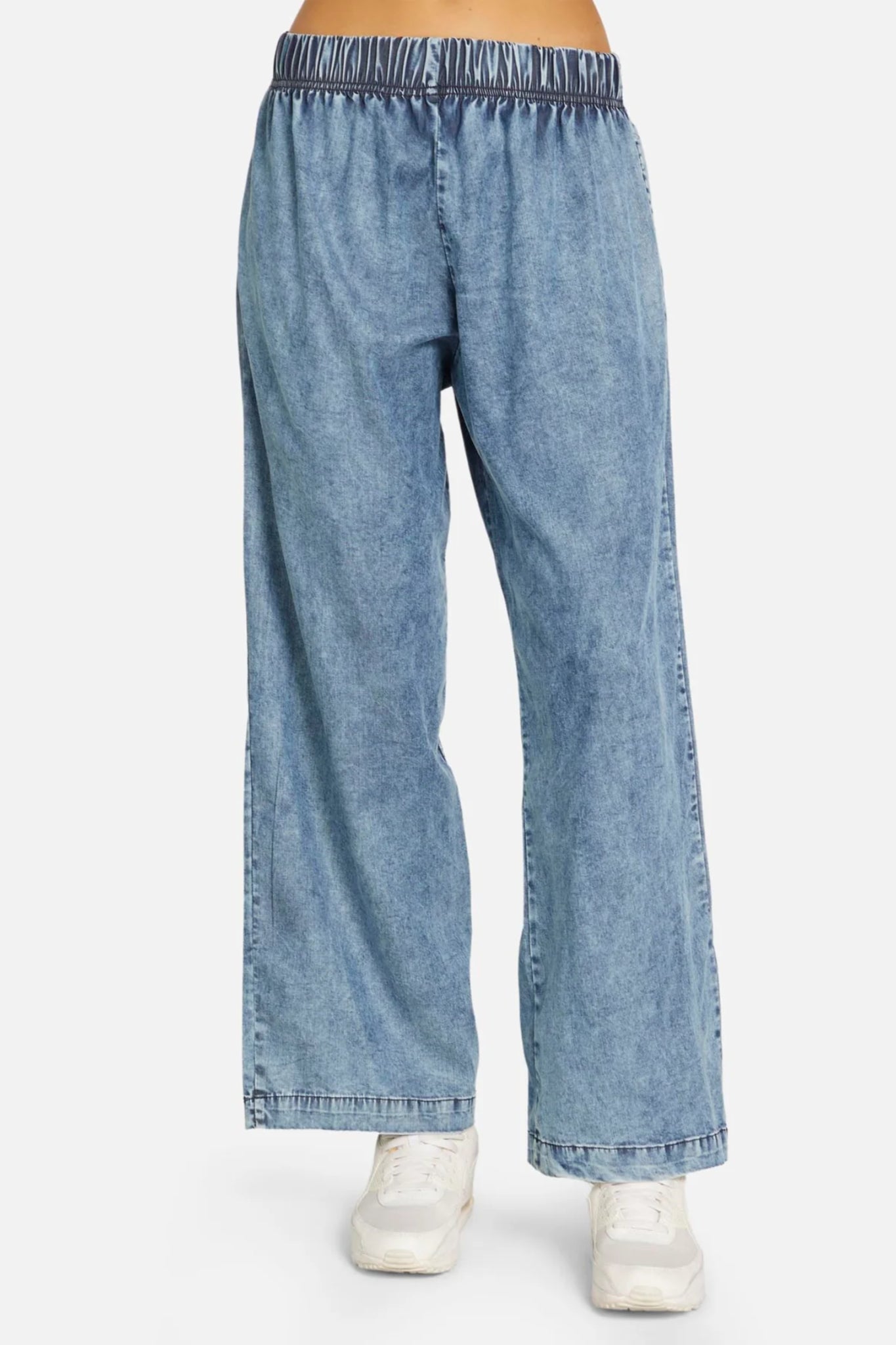 Glimmer Wide Leg Denim Pant