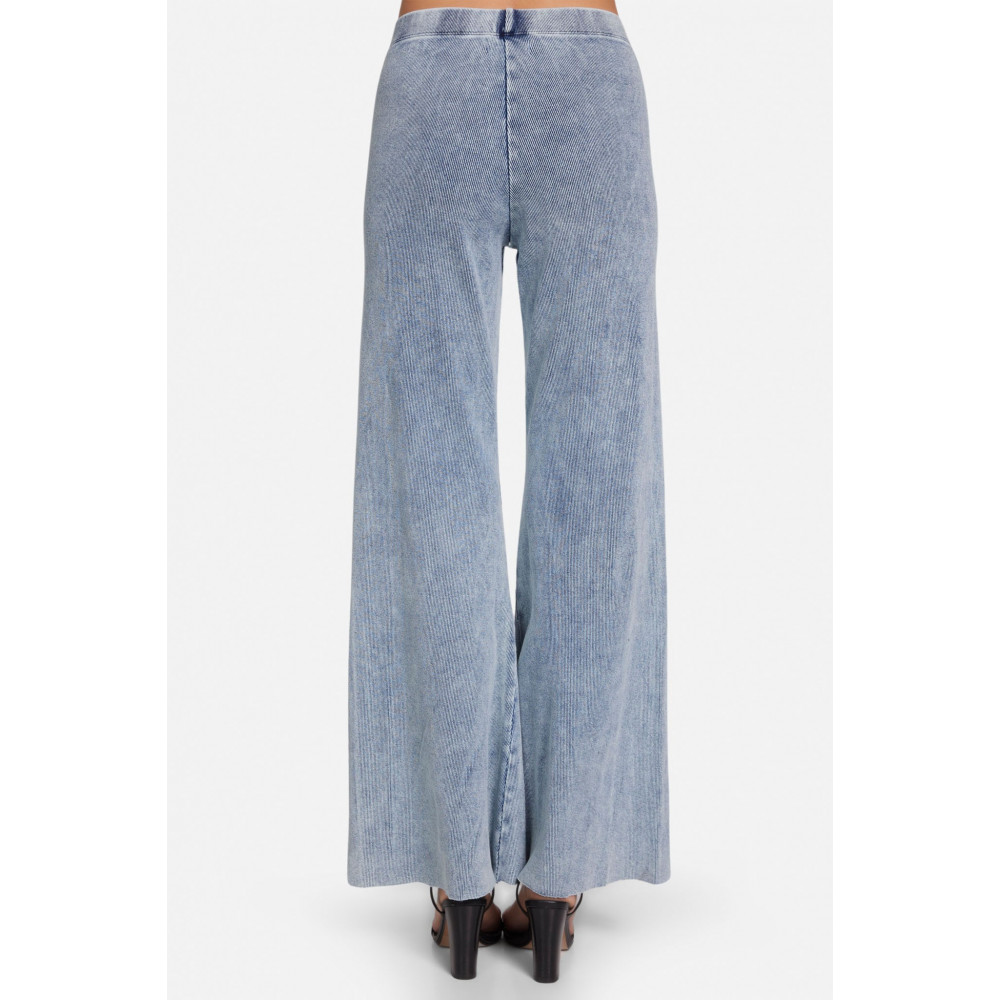 Zafiro Glow Rib Denim Flare Pant