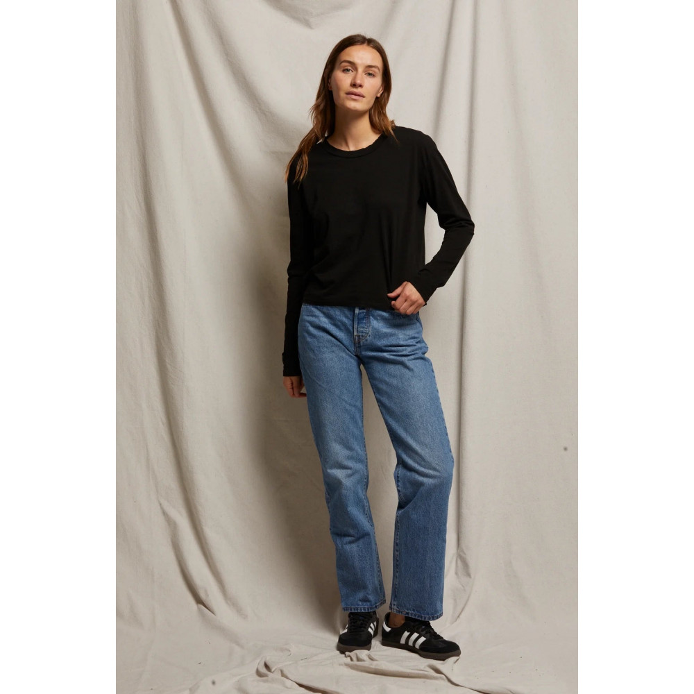 Grand Long Sleeve Crew Tee