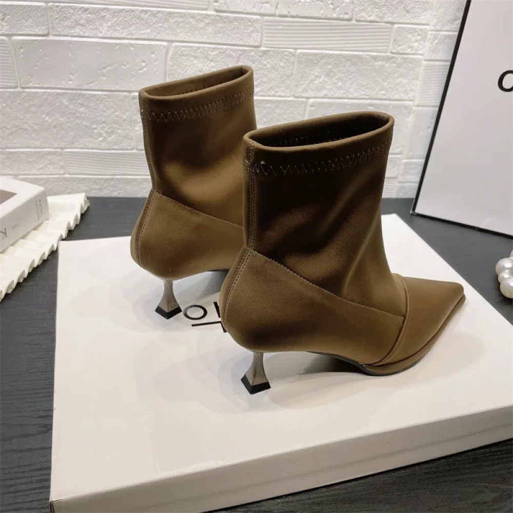 Verse Boots