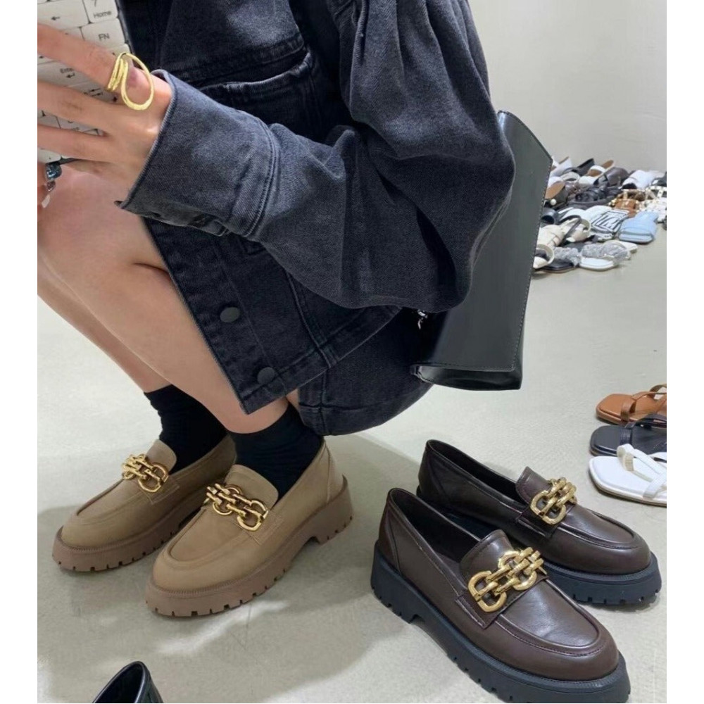 Fiore Metal Chain Loafers